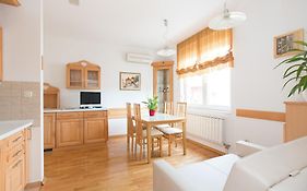 Galileo Apartment